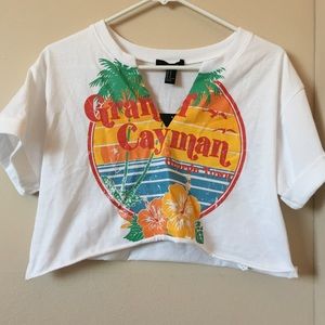 Grand Cayman Cropped graphic tee